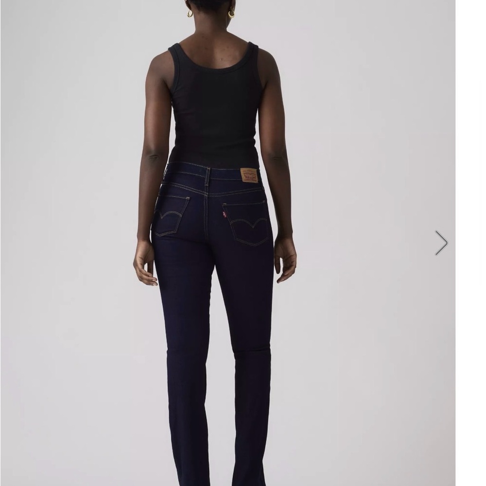 NWOT Levi's 315 Shaping Bootcut Jeans Dark Wash Size W25 X L30